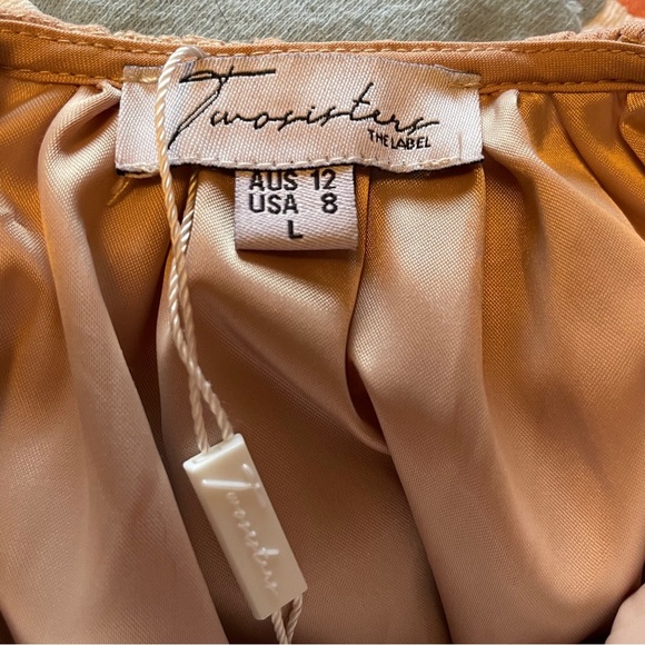 Two SistersThe Label -Clara Backless-Lined-Lace Overlay Dress-Size 8-V-Neck NWT - Picture 15 of 15